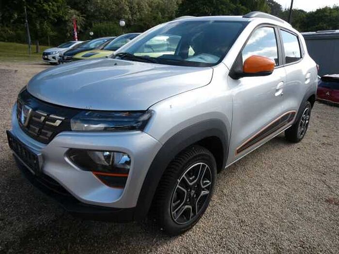 Dacia Spring Comfort Plus 45 CCS Navi, Leder