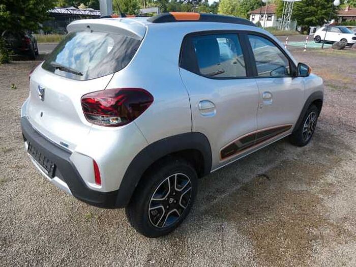 Dacia Spring Comfort Plus 45 CCS Navi, Leder