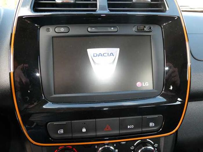 Dacia Spring Comfort Plus 45 CCS Navi, Leder