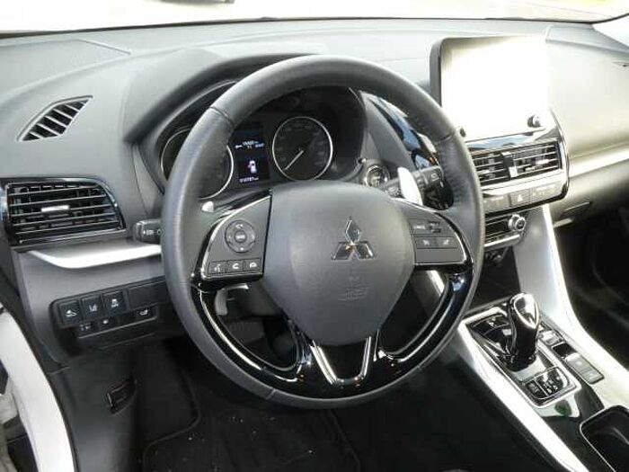 Mitsubishi Eclipse Cross 2.4 PLUG-IN HYBRID 4WD Basis