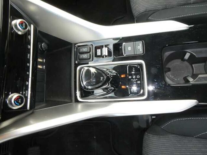Mitsubishi Eclipse Cross 2.4 PLUG-IN HYBRID 4WD Basis