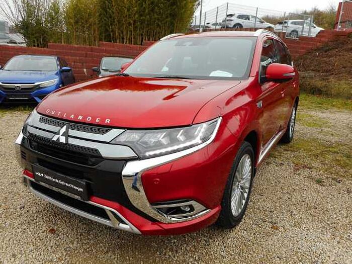 Mitsubishi Outlander PHEV Top 4WD