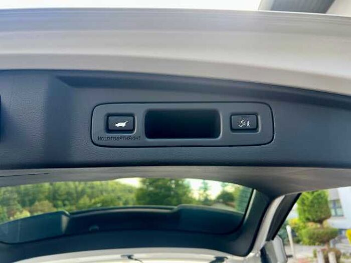 Honda CR-V 2.0 e: HEV Elegance AWD