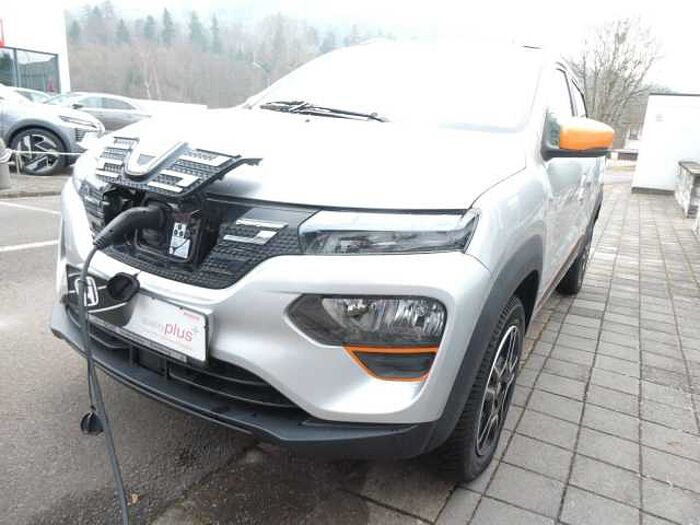 Dacia Spring Comfort Plus 45 CCS Navi, Leder