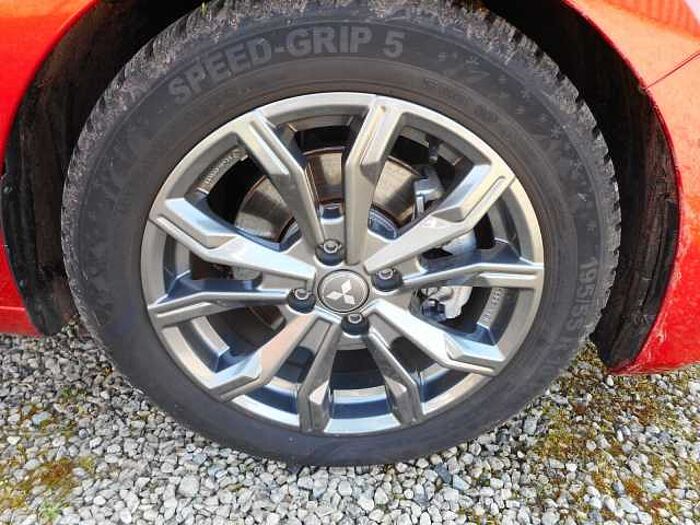 Mitsubishi Colt Top Hybrid