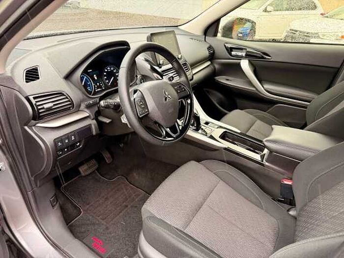 Mitsubishi Eclipse Cross Plug-in Hybrid BASIS 2.4