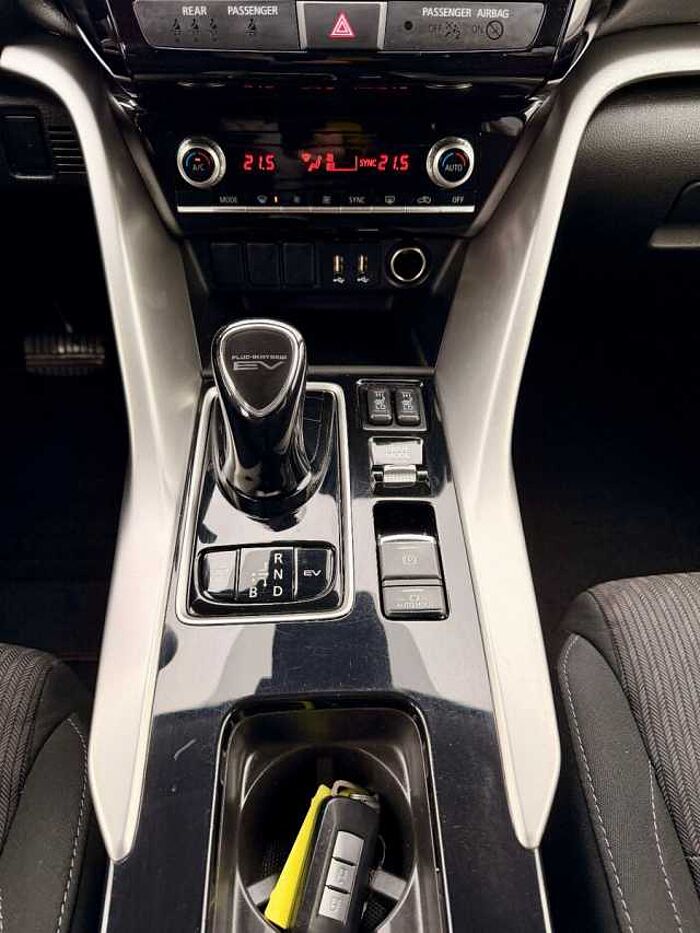 Mitsubishi Eclipse Cross Plug-in Hybrid BASIS 2.4