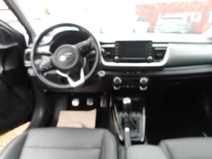 Kia Stonic Platinum Edition