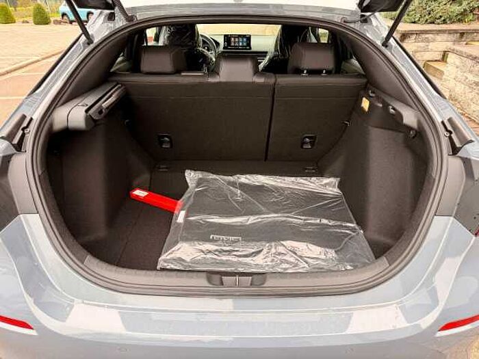 Honda Civic 2.0 e: HEV Sport
