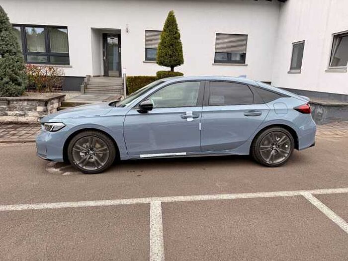 Honda Civic 2.0 e: HEV Sport