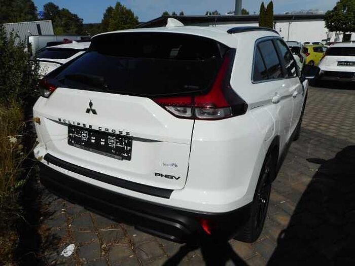 Mitsubishi Eclipse Cross Basis Hybrid 4WD