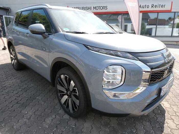 Mitsubishi Outlander 2.4 PHEV 4WD Intro