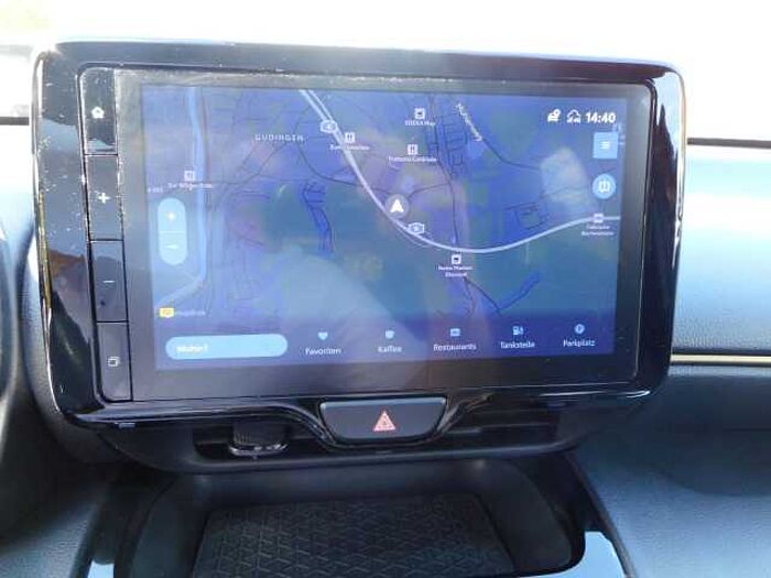 Toyota Yaris Cross Hybrid AWD-i Adventure